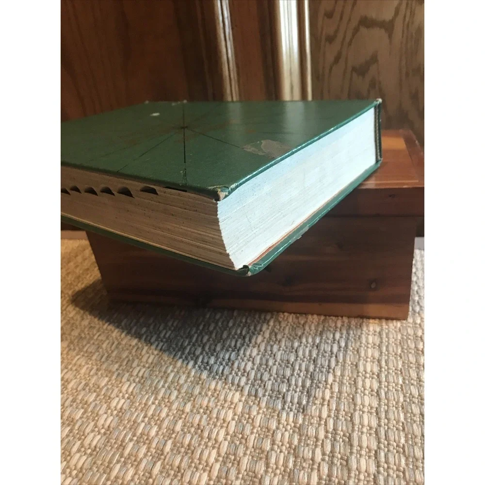 Websters New Geographical Dictionary A Merriam‎ Webster Vintage Book